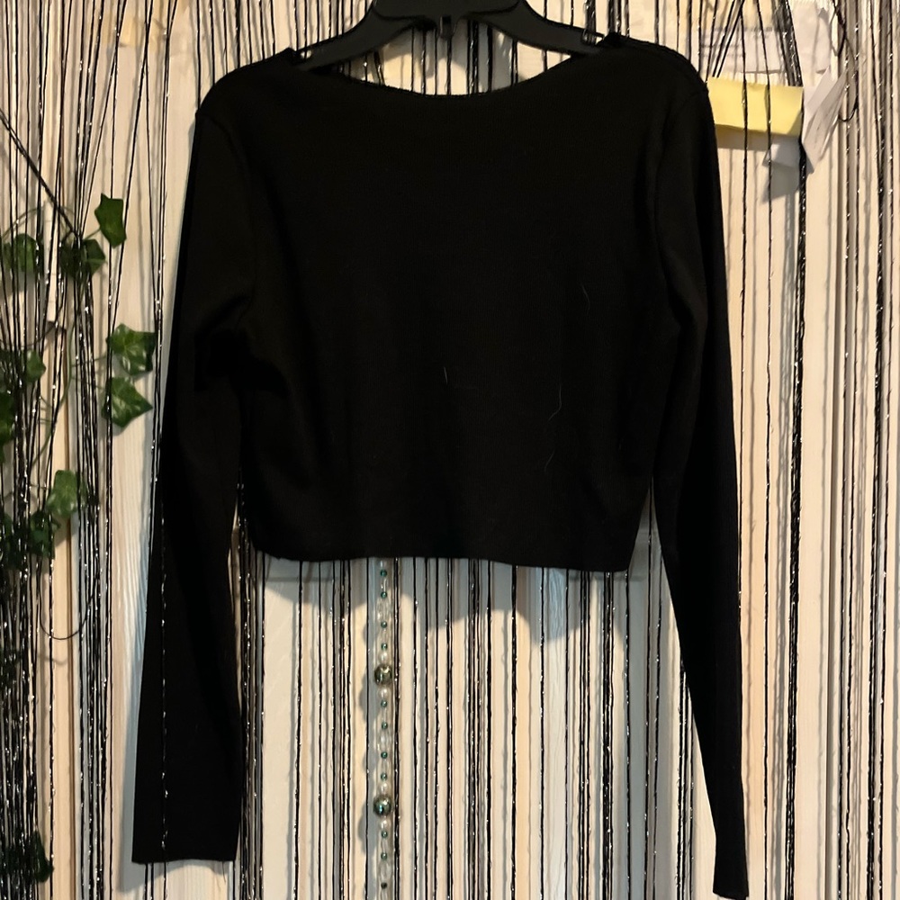 BLACK ROSE CROP TOP - Picture 2 of 2